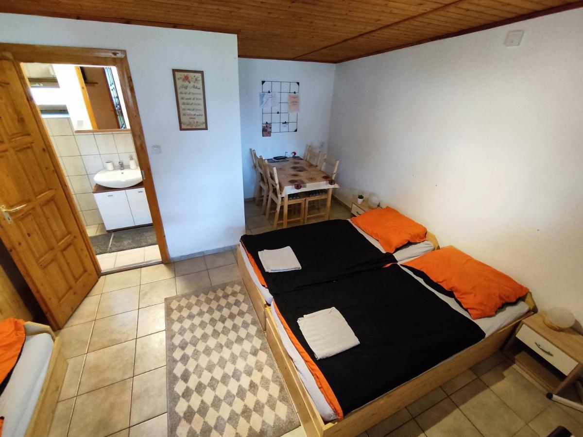 TiszafüredSuello Feszek Apartmanアパートメント エクステリア 写真